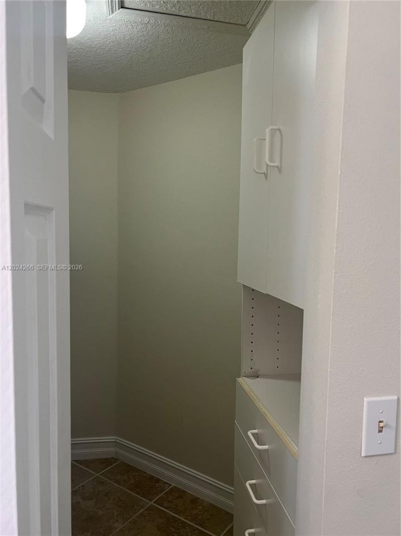 1126 NE 209th Ter , Miami, FL 33179 Photo