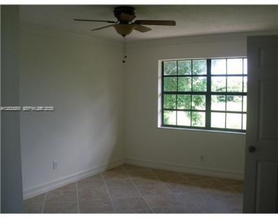 1126 NE 209th Ter , Miami, FL 33179 Photo