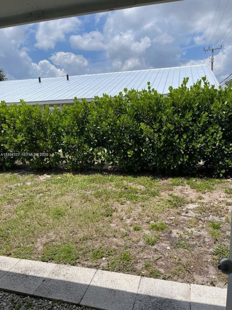 588 Holly Dr, Unit B, Palm Beach Gardens, FL 33410 Photo