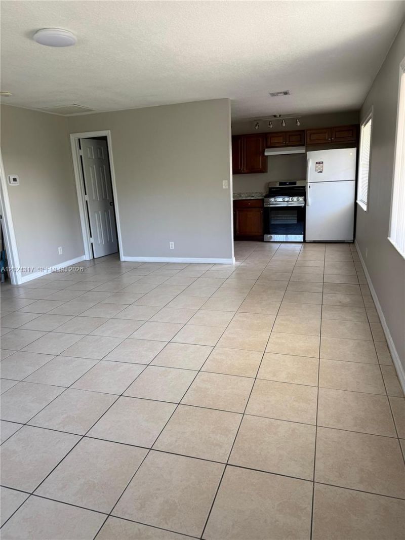 588 Holly Dr, Unit B, Palm Beach Gardens, FL 33410 Photo