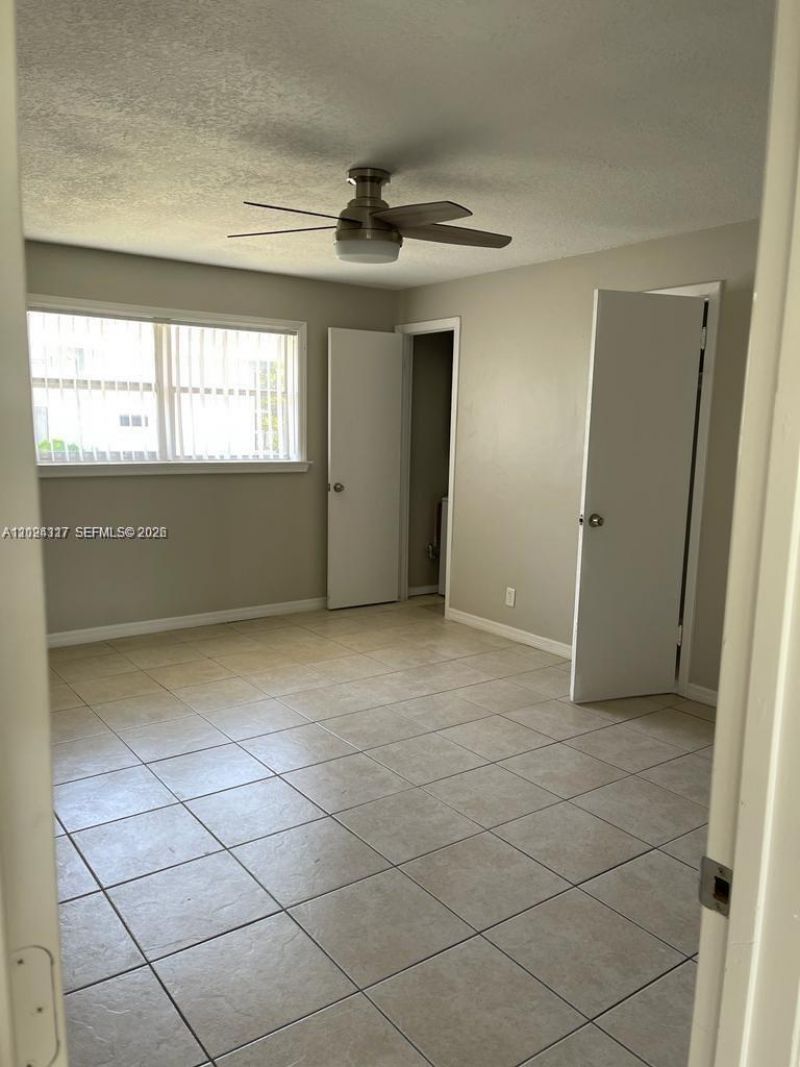 588 Holly Dr , Unit B, Palm Beach Gardens, FL 33410 Photo