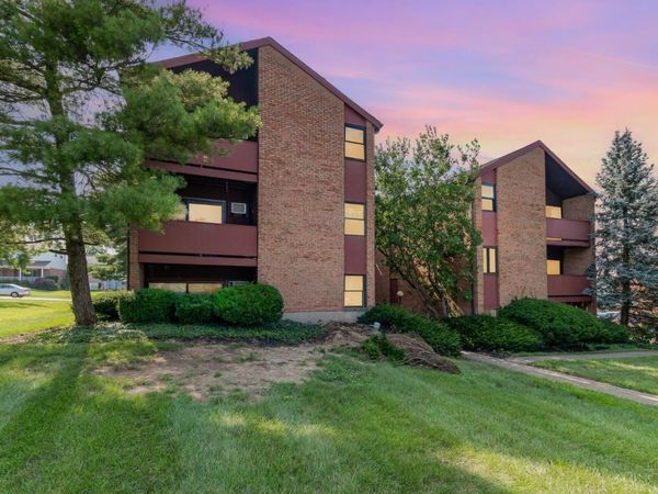 4901 Chalet Drive, Unit 308, St Bernard, OH 45217