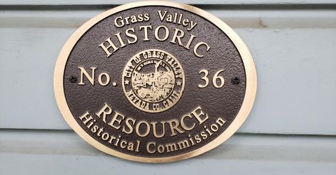 203 Pleasant St, Grass Valley, CA 95945 Photo
