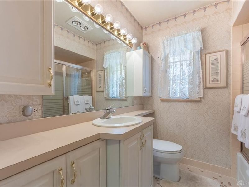 281 Sherbrooke Drive, Kettering, OH 45429 Photo 13