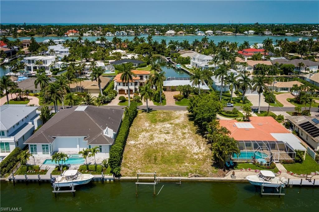 2165 Tarpon Rd , Naples, FL 34102 Photo