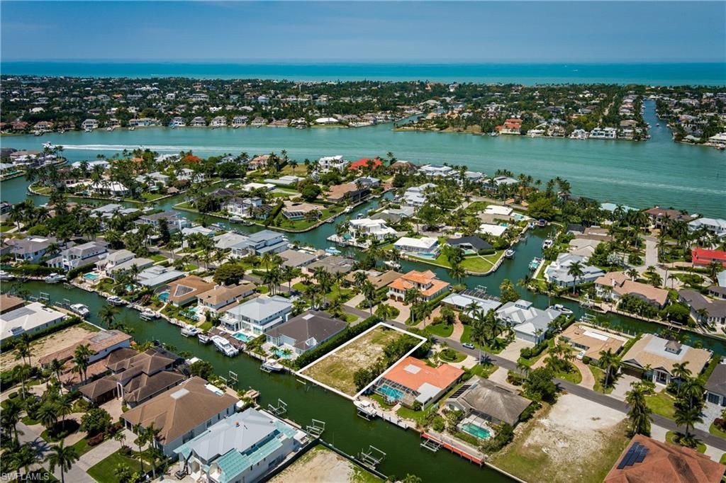 2165 Tarpon Rd , Naples, FL 34102 Photo