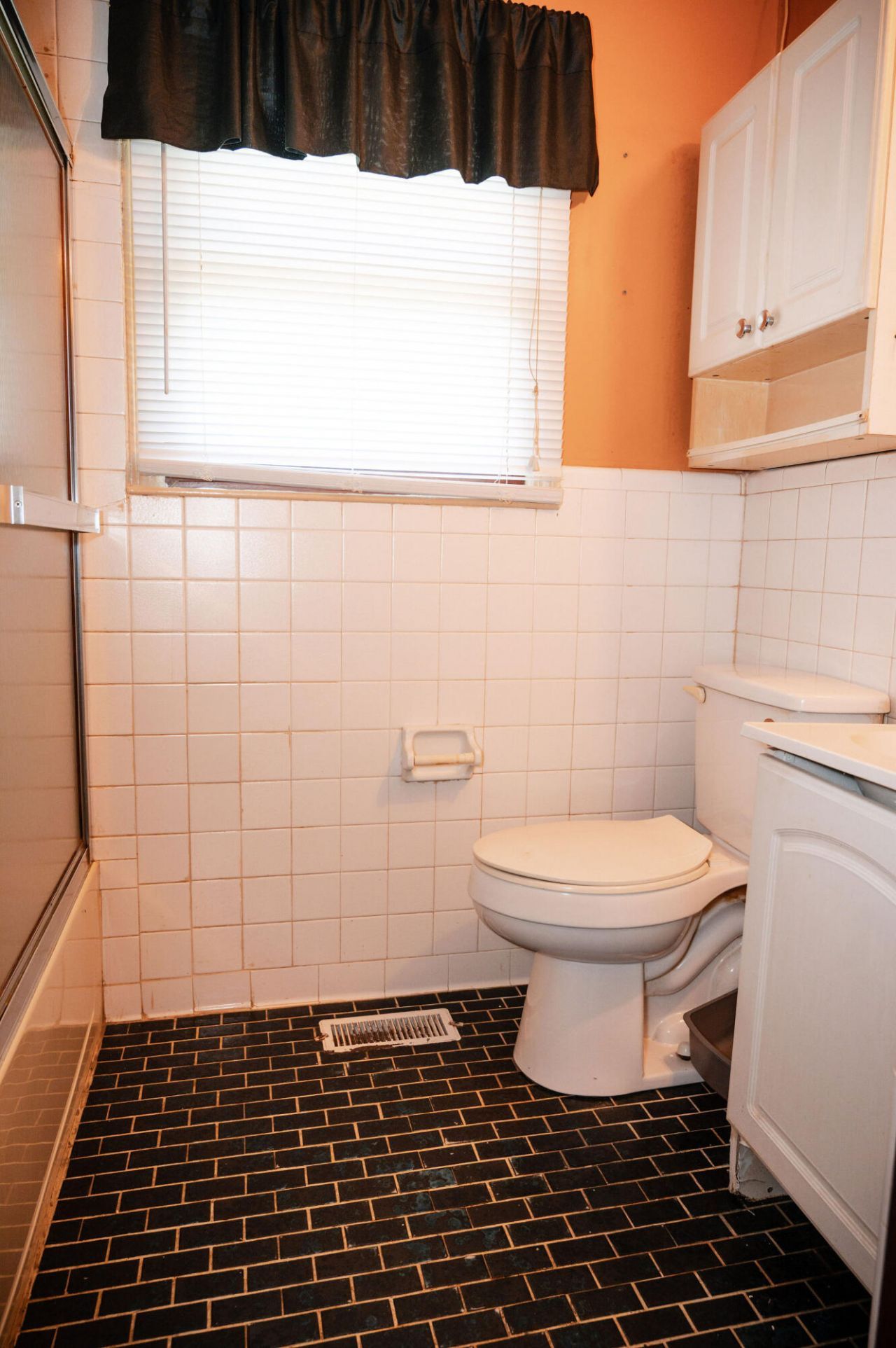 223 Farm Road Photo 14