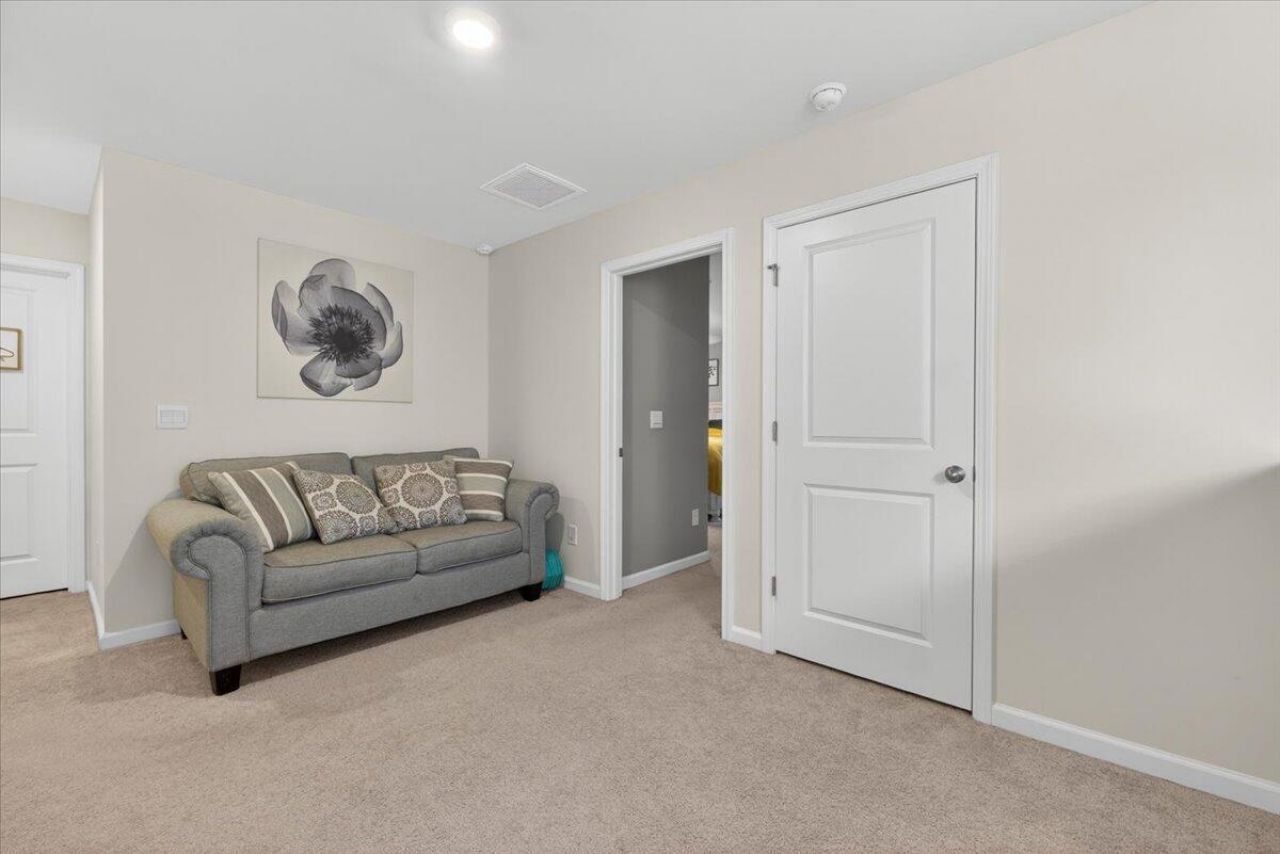 475 Cedarview Road Photo 13
