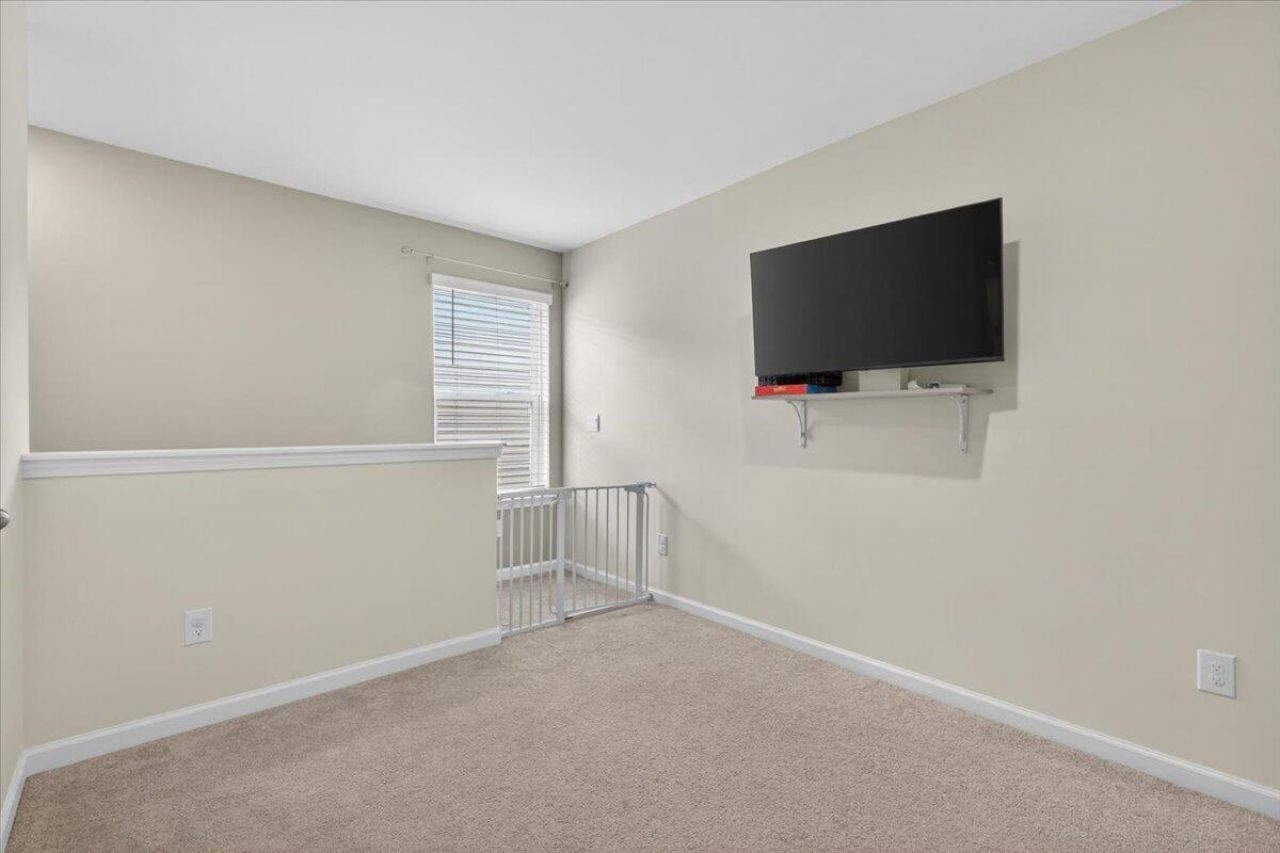 475 Cedarview Road Photo 14
