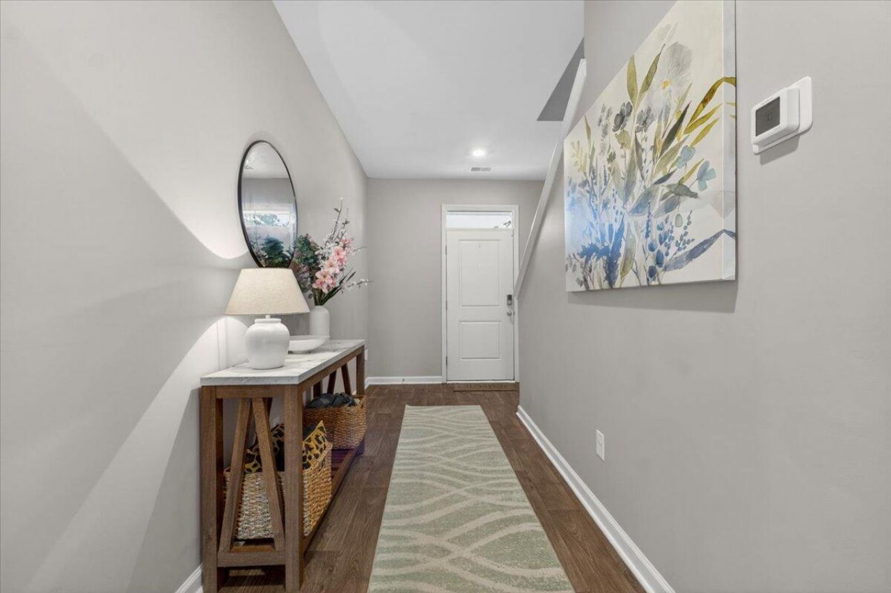 475 Cedarview Road Photo 4