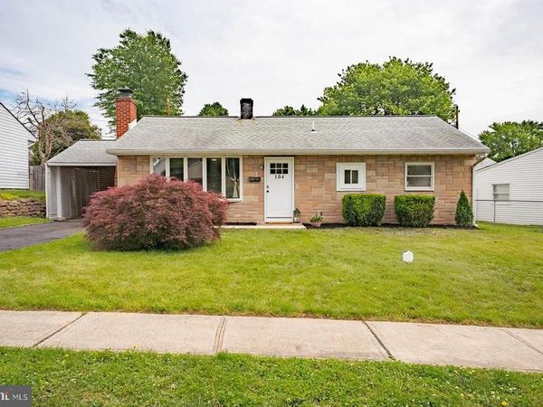 104 ELMWOOD ROAD , FAIRLESS HILLS, PA 19030