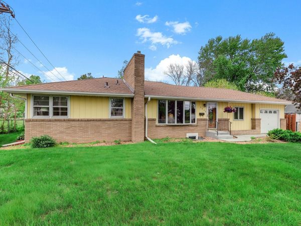 3306 53rd Avenue N, Brooklyn Center, MN 55429