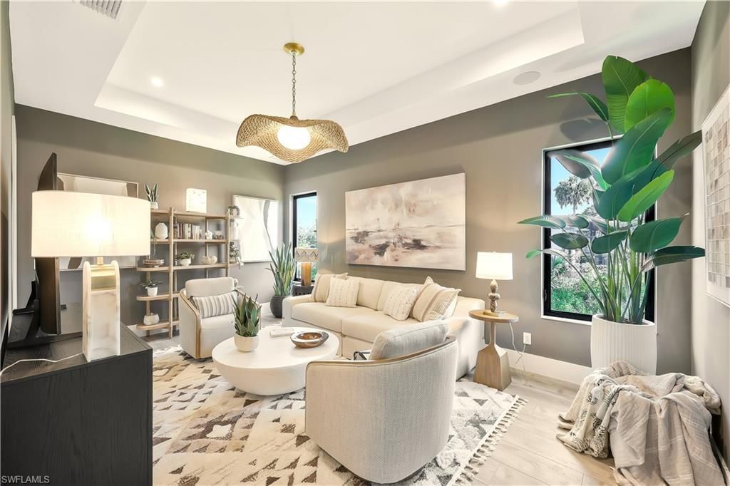 750 Myrtle Ter , Naples, FL 34103 Photo
