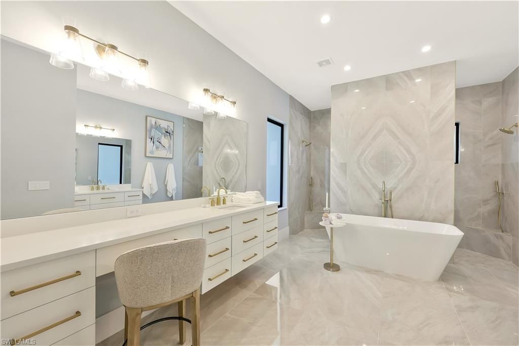 750 Myrtle Ter, Naples, FL 34103 Photo