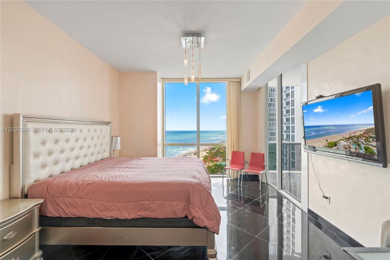 18101 Collins Ave , Unit 1502, Sunny Isles Beach, FL 33160 Photo