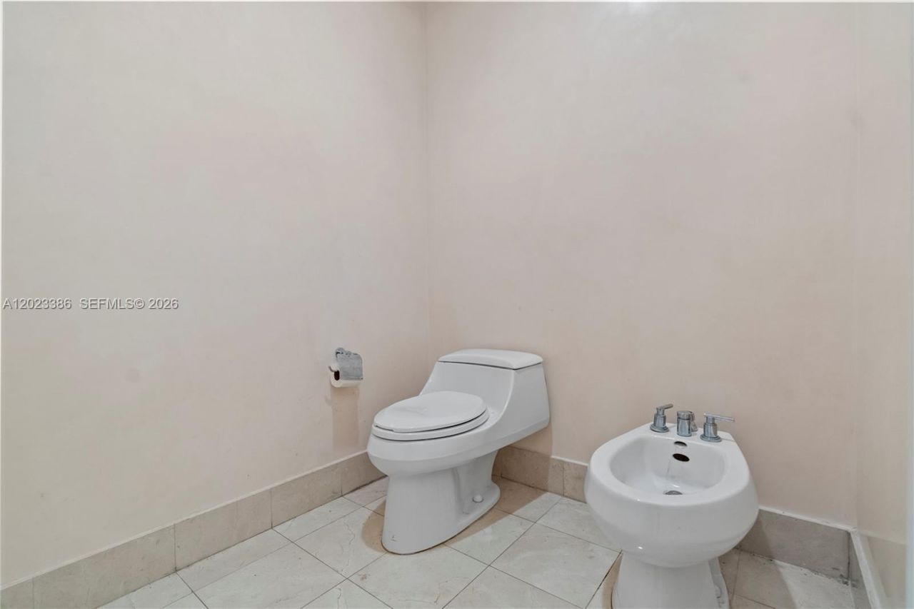 18101 Collins Ave , Unit 1502, Sunny Isles Beach, FL 33160 Photo