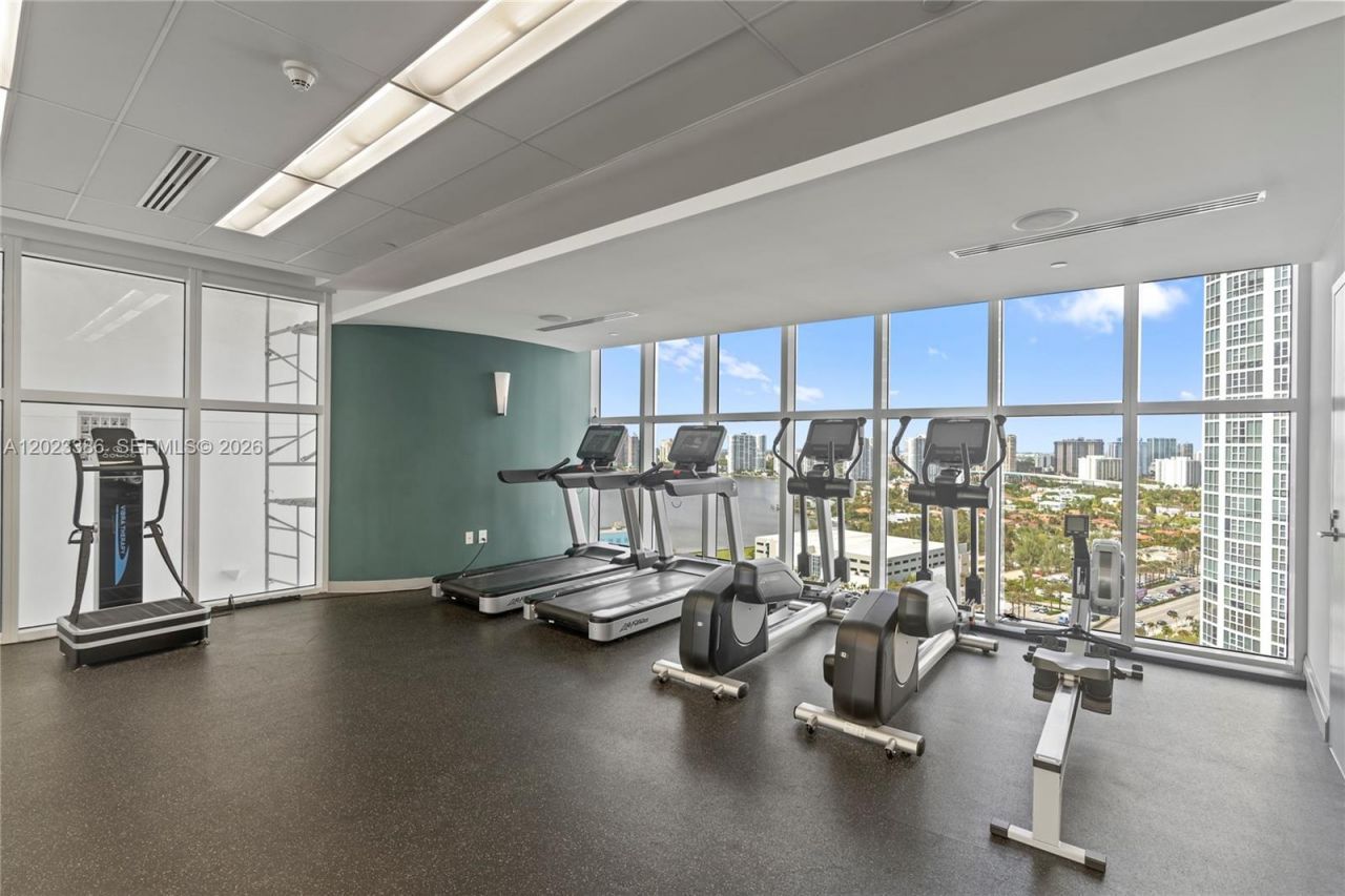 18101 Collins Ave , Unit 1502, Sunny Isles Beach, FL 33160 Photo