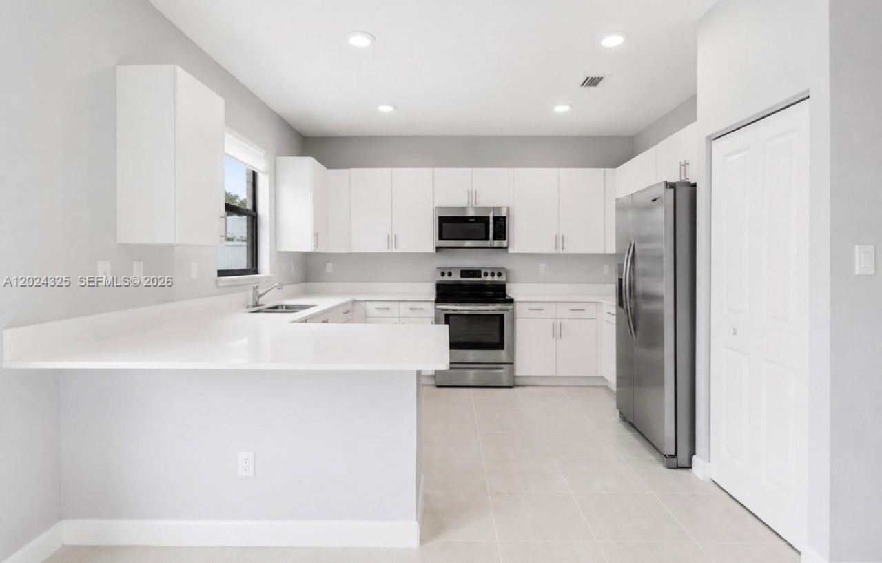 20478 NW 4th Ct, Unit 20478, Miami Gardens, FL 33169 Photo