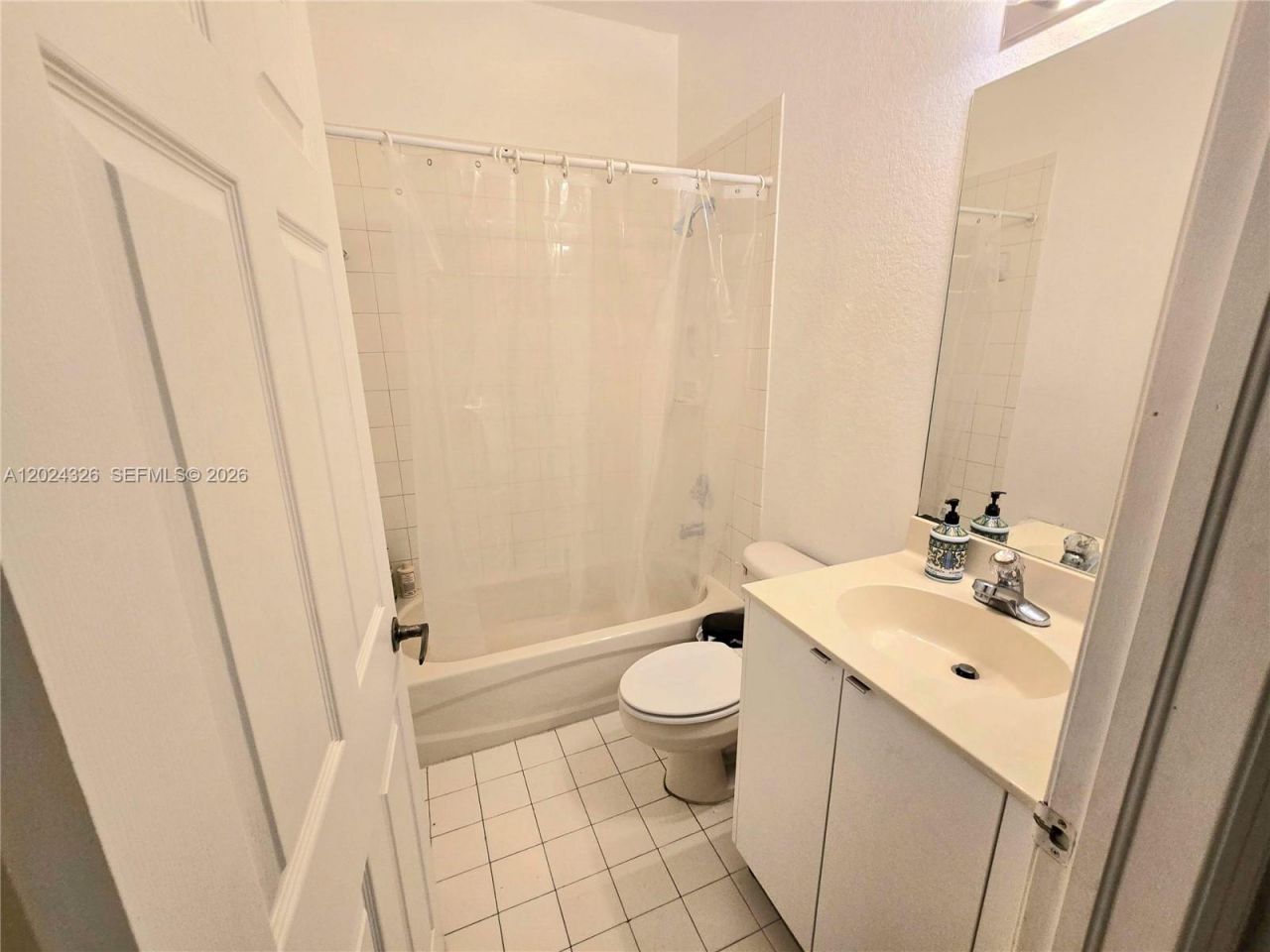 10778 NW 84th St , Unit 4-27, Doral, FL 33178 Photo