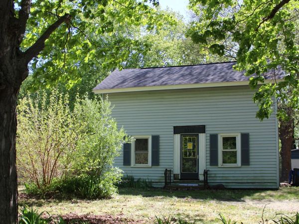 3743 S Ravenna Road, Ravenna, MI 49451