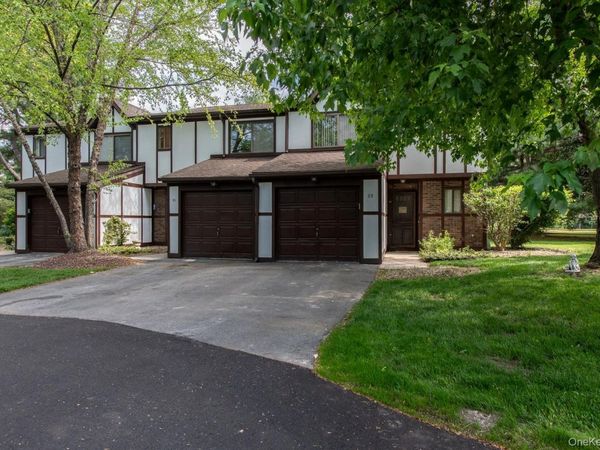 21 Topaz Run , Poughkeepsie, NY 12603