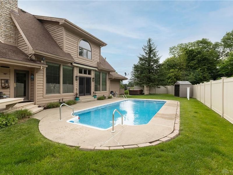 1000 Echo Lake Drive, Piqua, OH 45356 Photo 11