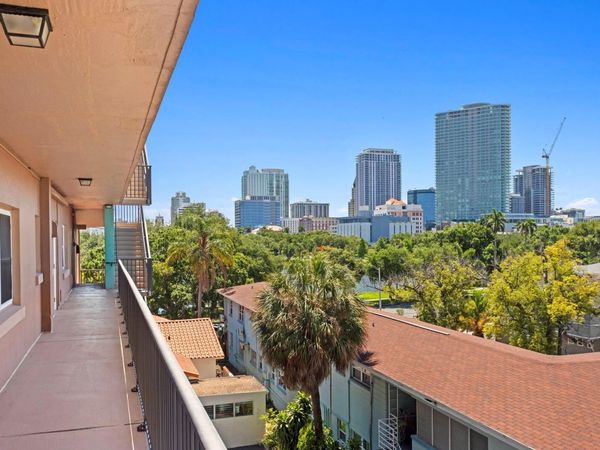 750 BURLINGTON AVENUE N, Unit 3C, ST PETERSBURG, FL 33701