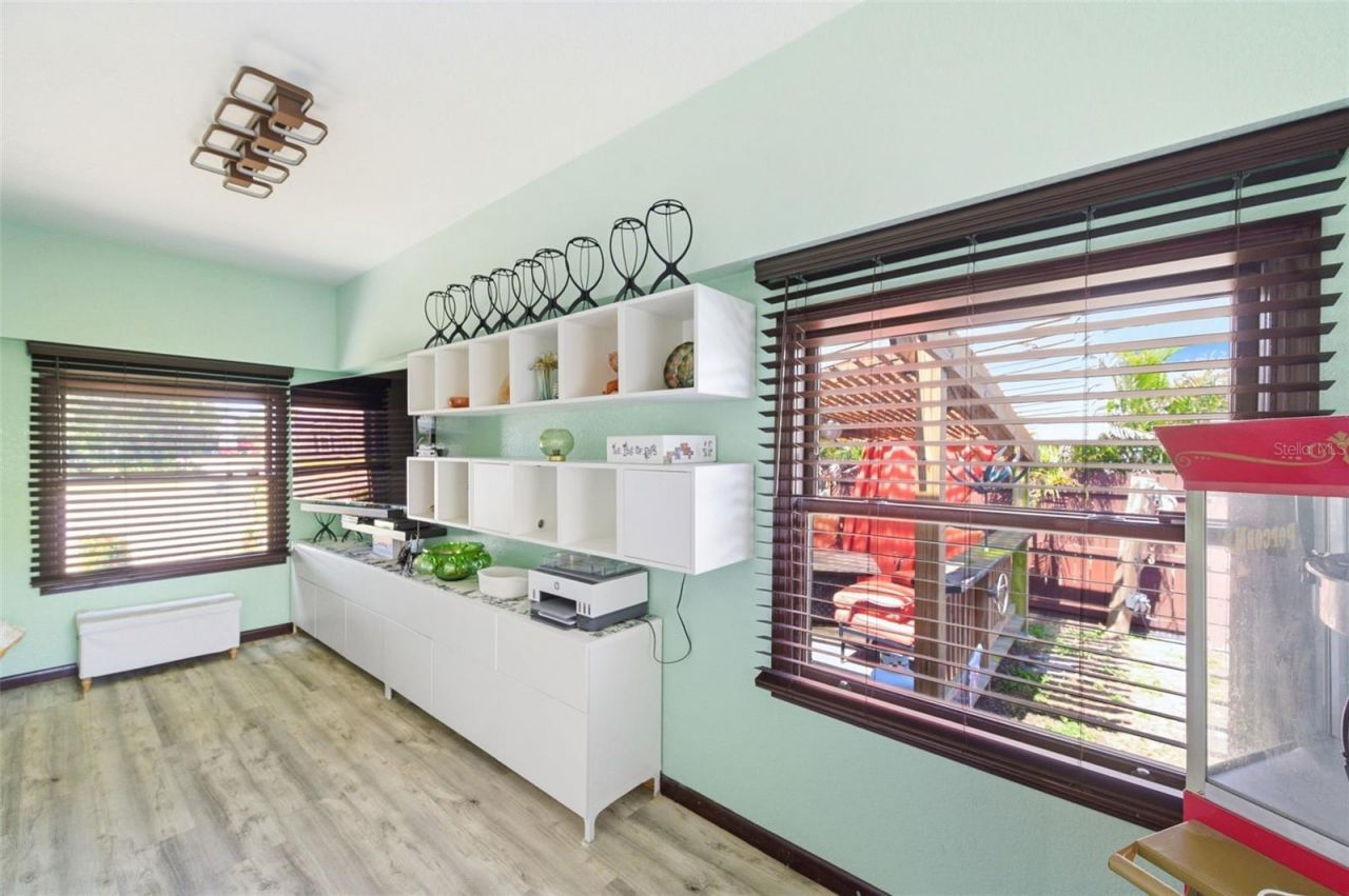4263 5th Avenue N, Saint Petersburg, FL 33713 Photo