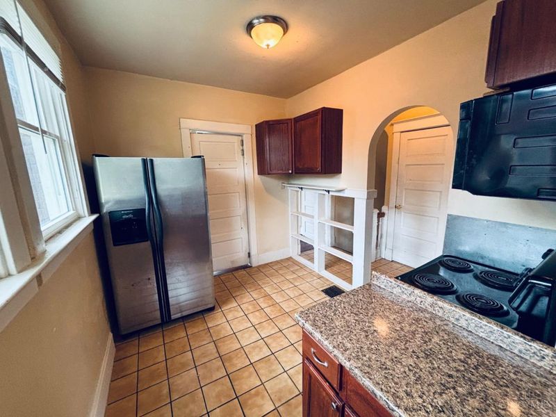 1831 W North Bend Road, Cincinnati, OH 45224 Photo 11