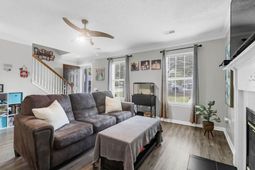 9232 Ayscough Road photo 4