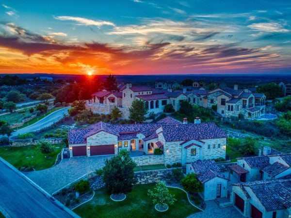 8 DI LUSSO, Boerne, TX 78006