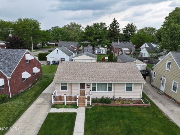 3046 Winston Boulevard , Toledo, OH 43614