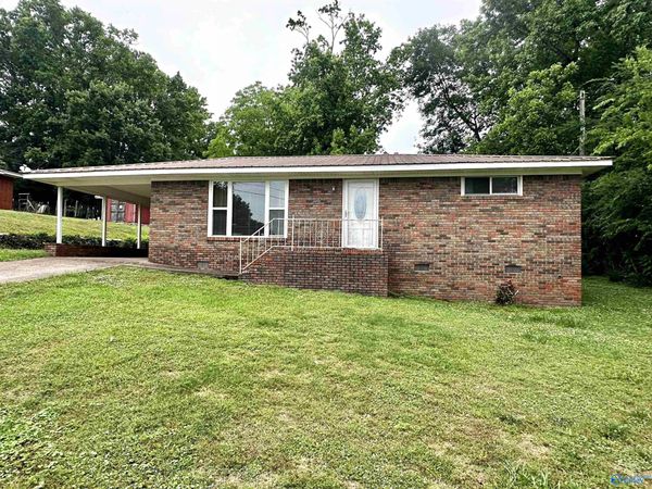 111 30th Street SW, Fort Payne, AL 35967