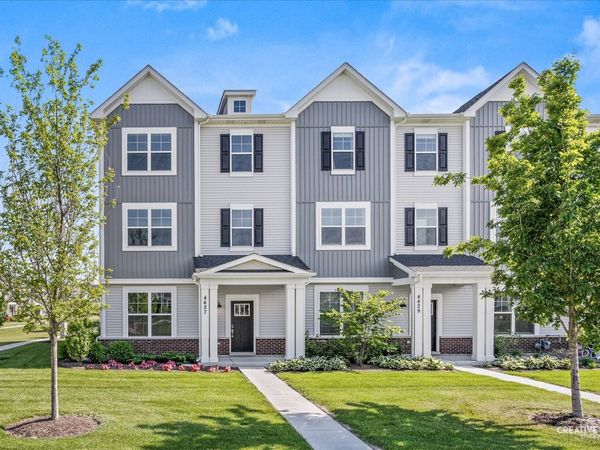 4427 Chelsea Manor Circle , Aurora, IL 60504