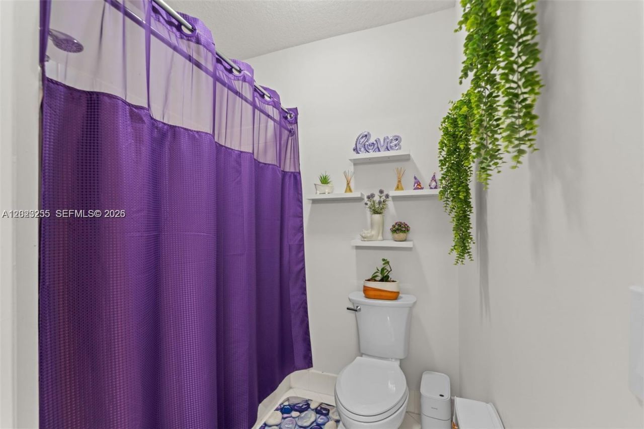 3220 NE 11th Dr, Unit 1, Homestead, FL 33033 Photo