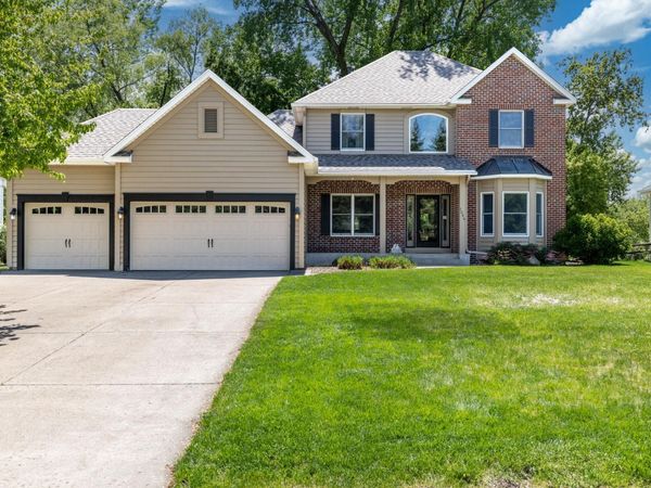 1084 Tamberwood Court , Woodbury, MN 55125