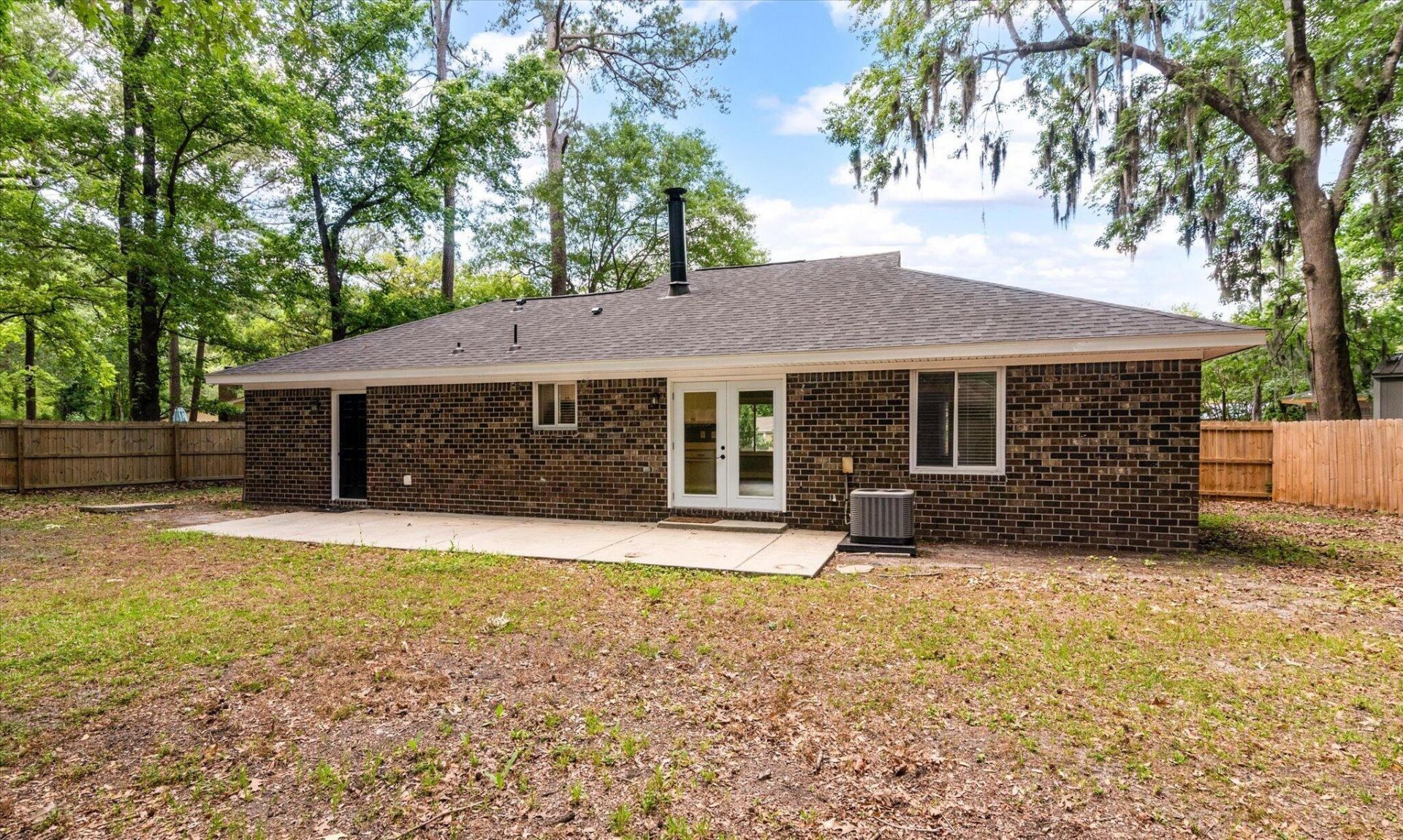 106 Teddy Court Photo 26
