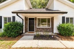 106 Teddy Court photo 4
