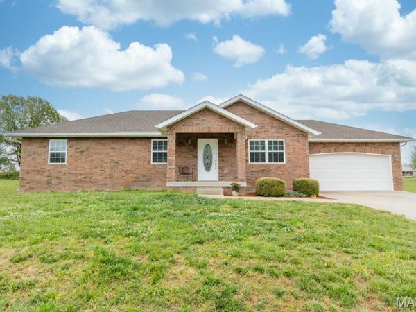 19406 JUSTICE Road, Lebanon, MO 65536