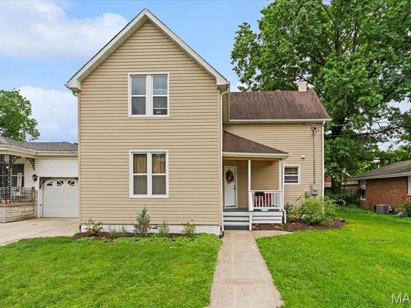 746 Maple Street , Collinsville, IL 62234