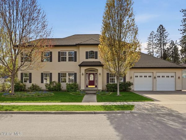 1401 S Riverside Harbor DR, Post Falls, ID 83854