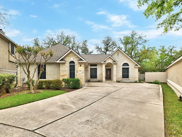 7 Muirfield Greens CV, Lakeway, TX 78738