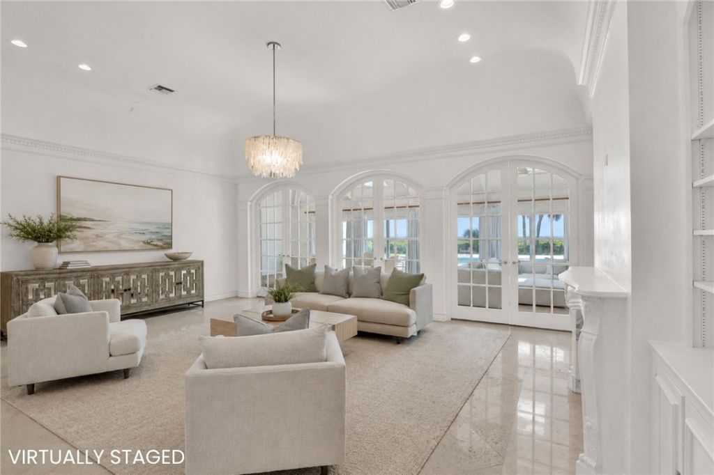 1916 Ocean Drive, Vero Beach, FL 32963 Photo