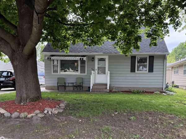 908 S Virginia Avenue, Mason City, IA 50401