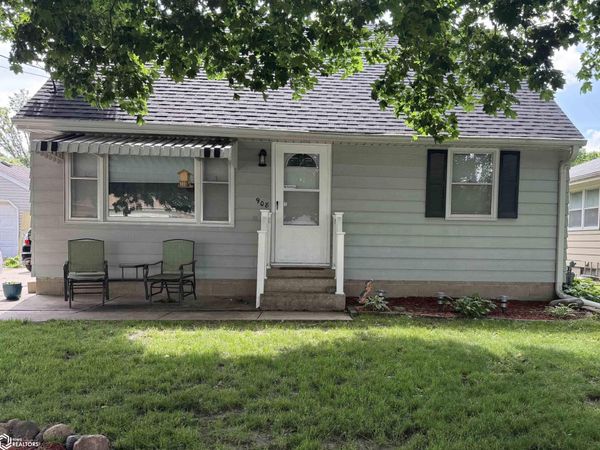 908 S Virginia Avenue, Mason City, IA 50401
