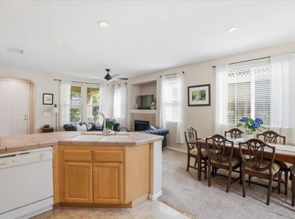 2718 San Juan Rd, Sacramento, CA 95833 Photo