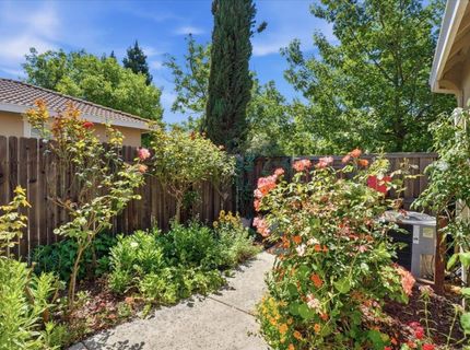 2718 San Juan Rd, Sacramento, CA 95833 Photo