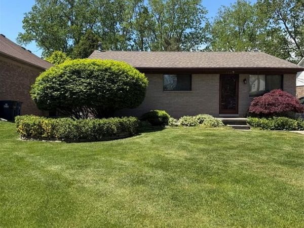 1492 Edwin Street, Westland, MI 48186