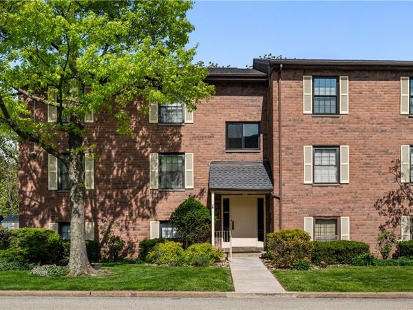 7539 Penn Bridge Court, Pittsburgh, PA 15221