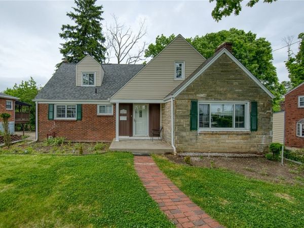 447 Old Clairton Rd , Pittsburgh, PA 15236
